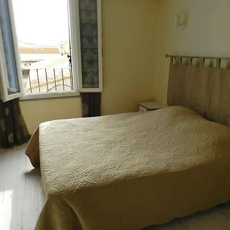 Mon P'tit Hotell 2*